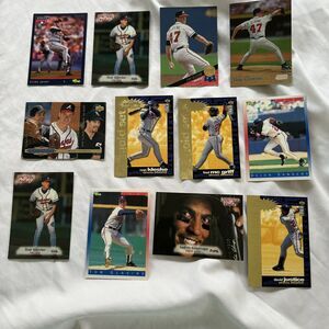 Atlanta Braves Baseball 12 Card Lot Sanders Glavine Justice Galarraga McGriff